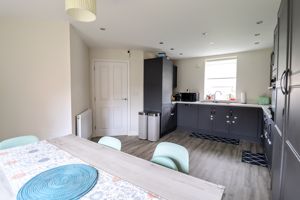 Kitchen/Diner- click for photo gallery